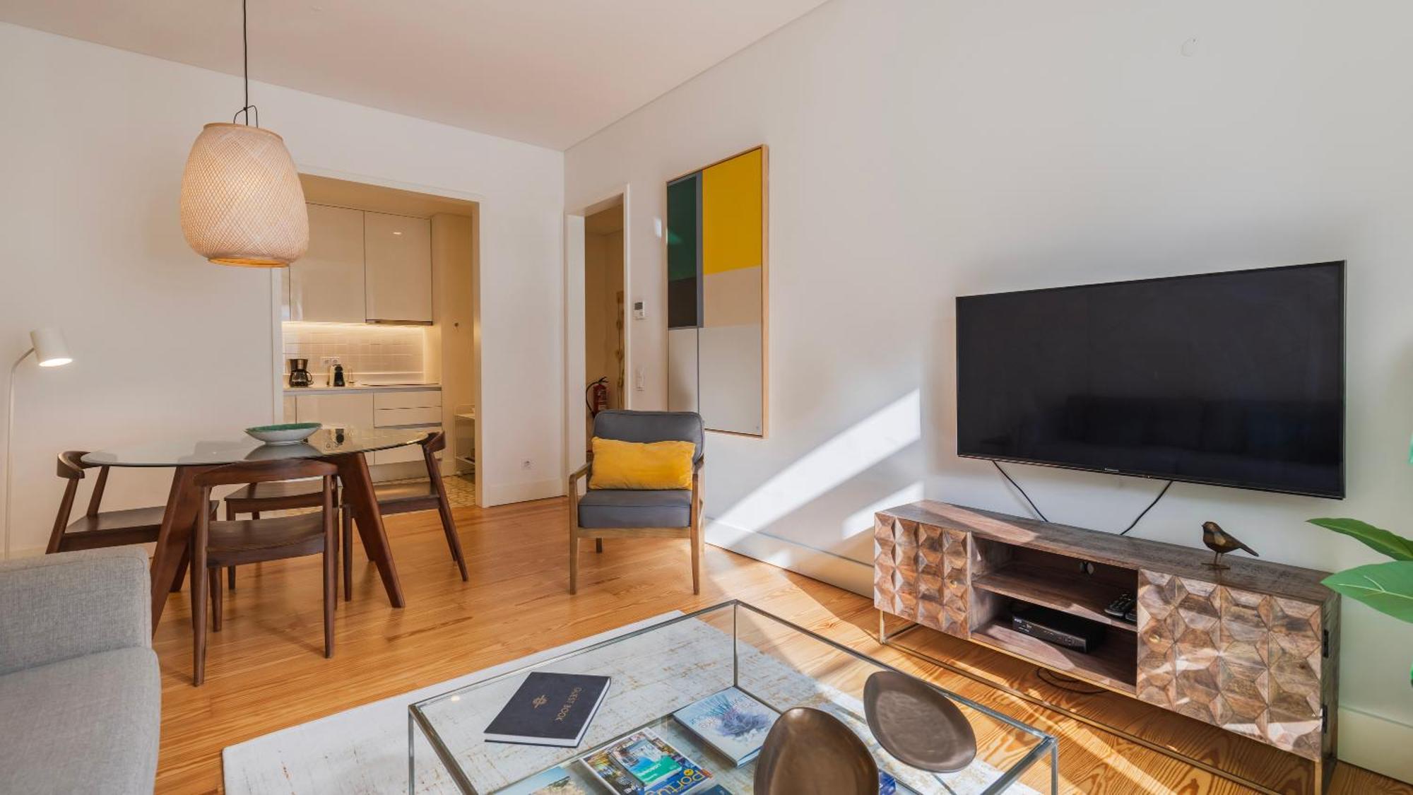 Downtown Sleek Apartment By Lovelystay Lisboa Ngoại thất bức ảnh
